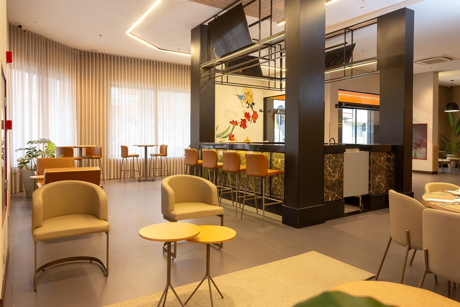 Hotel Roochelle Convention By Nobile Curitiba Extérieur photo
